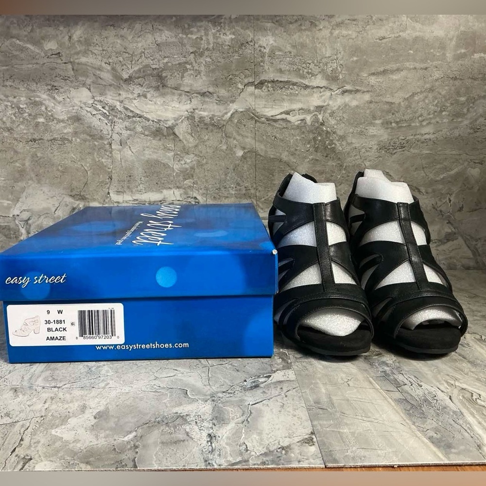 Easy Street Amaze Sandals (Women) - Picture 8 of 8